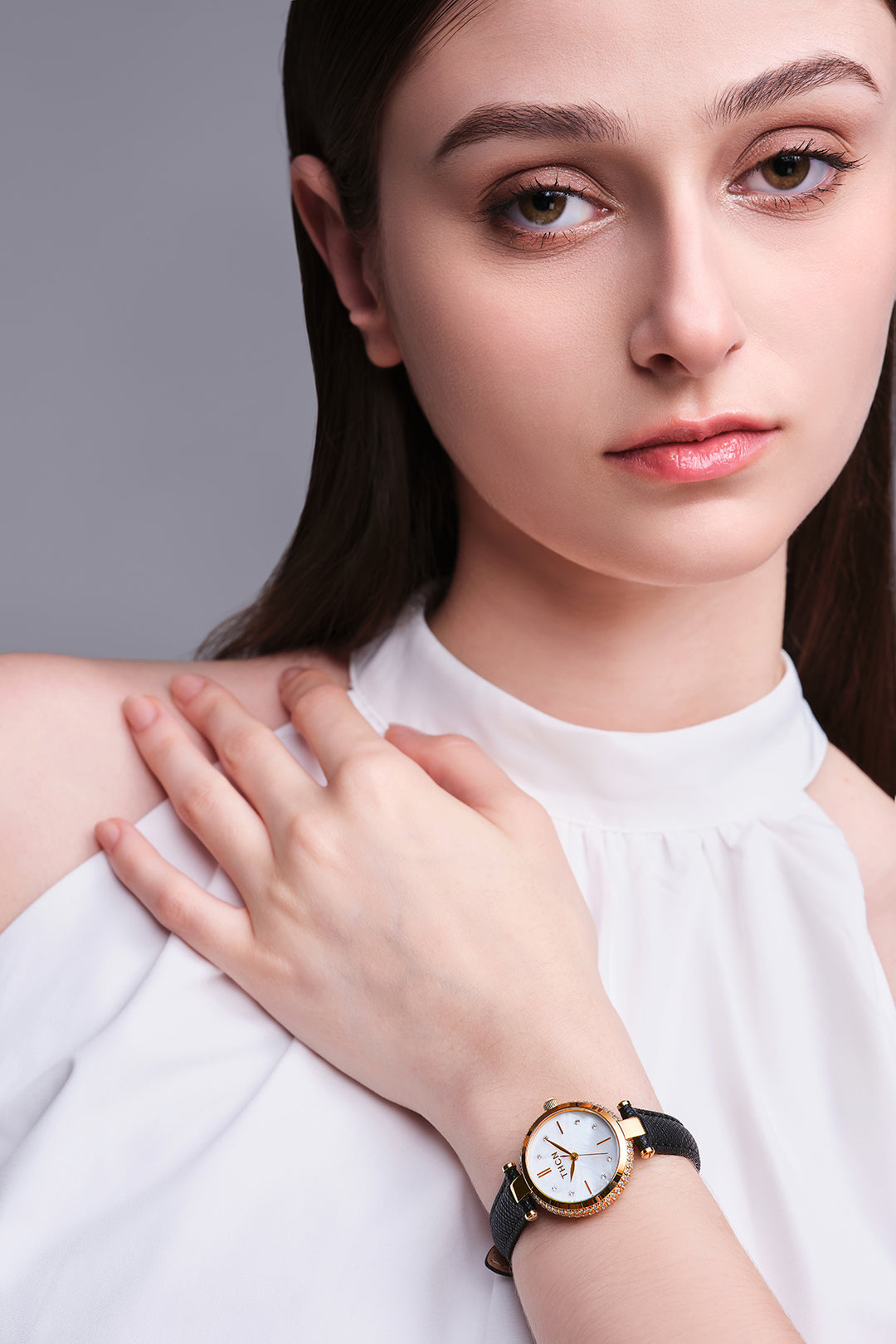 THCN T· I Mother-of-Pearl Dial Black Leather Strap Watch