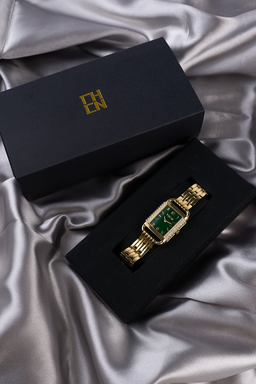 THCN H· I Eggshell Green Dial Gold Bracelet Watch