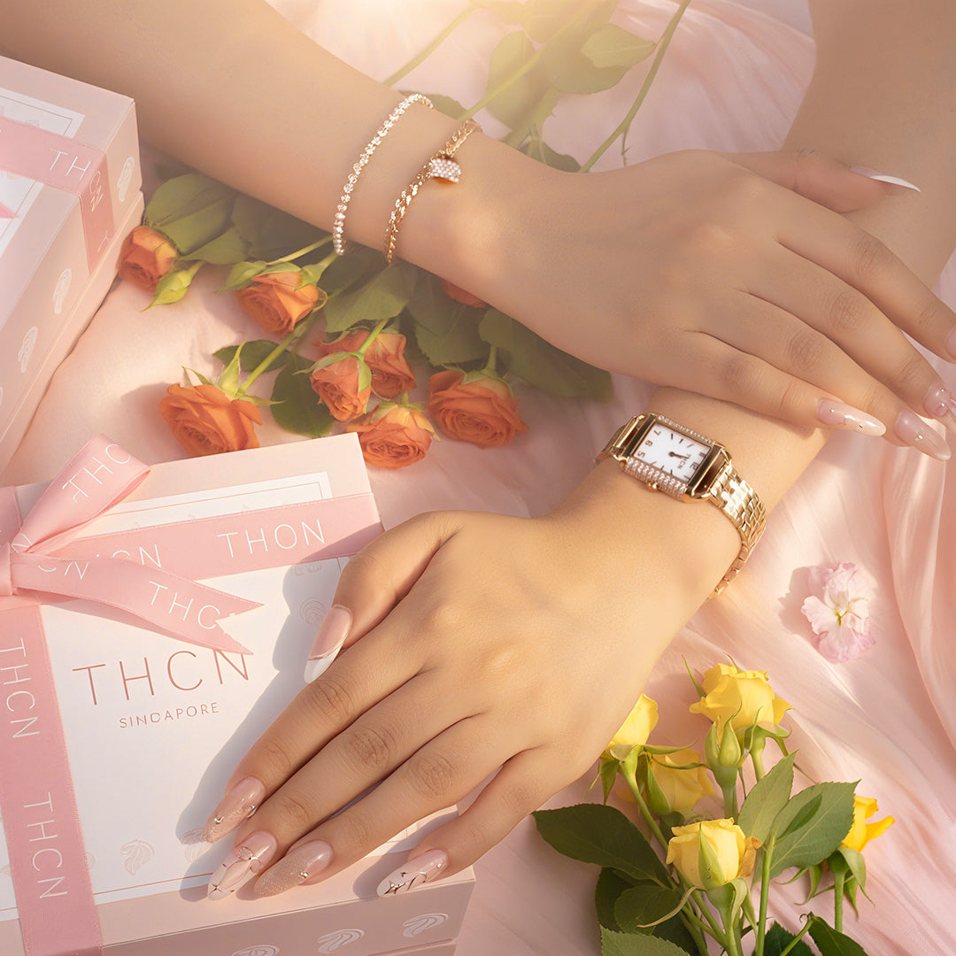 THCN Ladies Rosegold Watch & Bracelets Gift Set