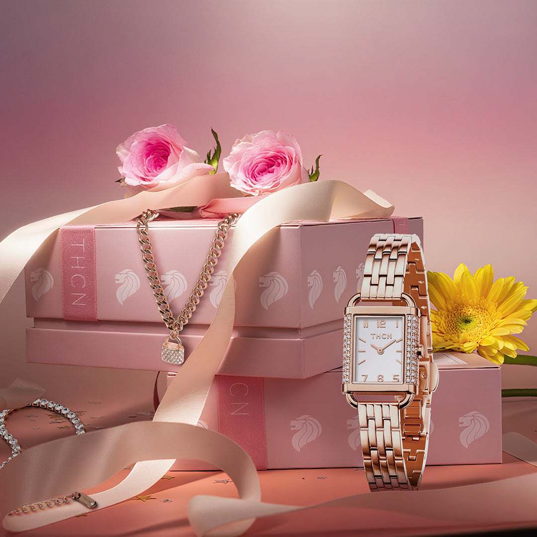 THCN Ladies Rosegold Watch & Bracelets Gift Set