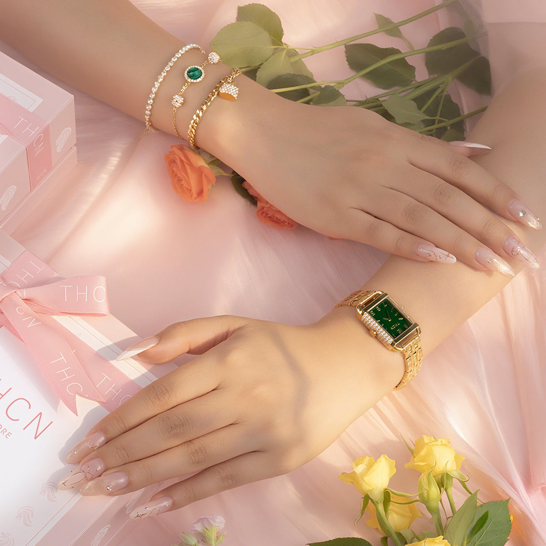 THCN Ladies Gold Watch & Malachite Bracelets Gift Set
