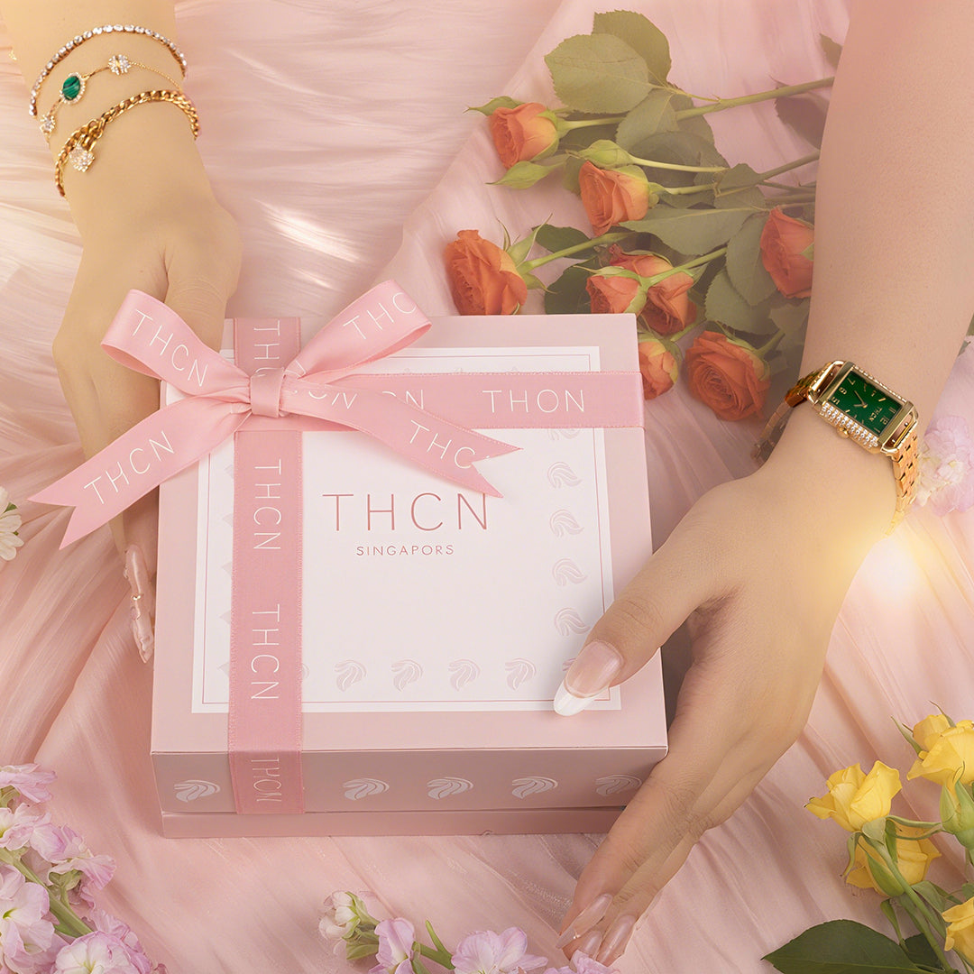 THCN Ladies Gold Watch & Malachite Bracelets Gift Set