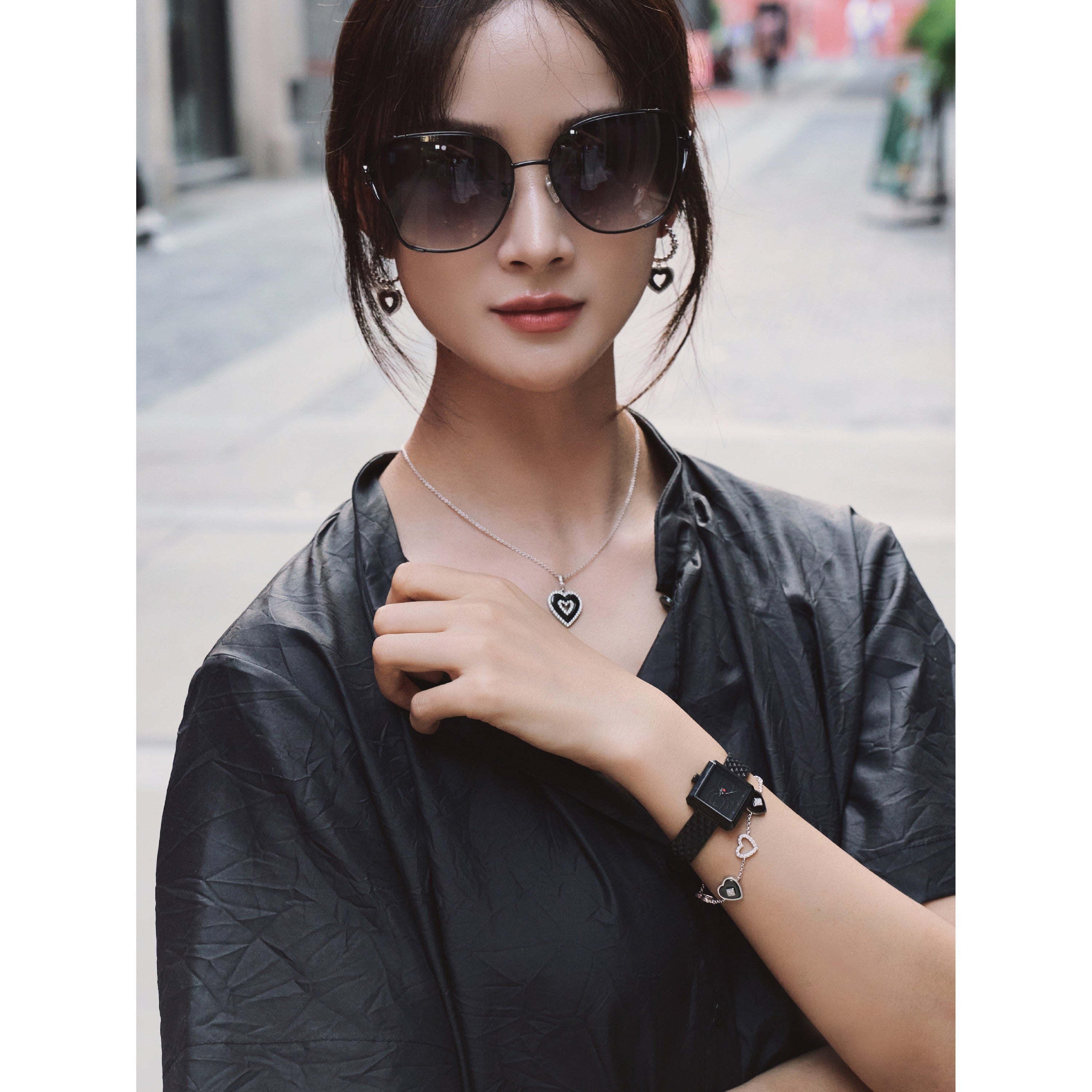 Spider 24mm Black Spider Dial Meshband Watch - 4B1170 - Model wearing - Black By Blue Brave