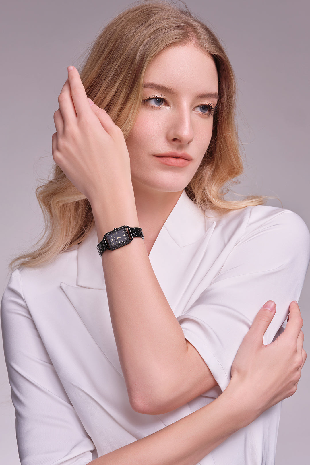 THCN H· I Reflection Black Dial & Black Bracelet Watch