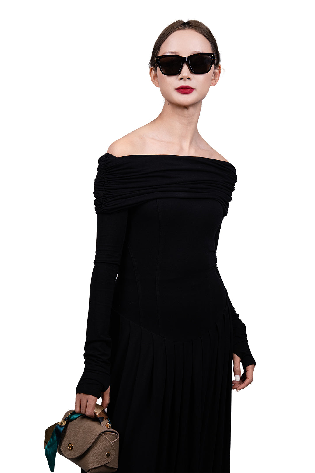 Everly M Genuine Pebble Classic Gray Leather Saddle Bag and Scarf